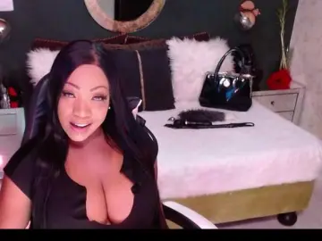 Bongacams Sex Cam of MadikeyHappy