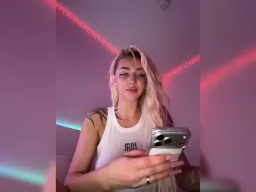 Bongacams Live Porn of -AmazingBlonde-