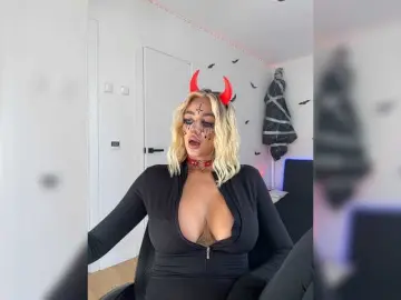 Chatting milf cams