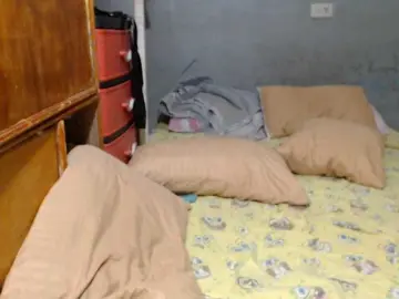 Bongacams Live Sex of RoseSquirt
