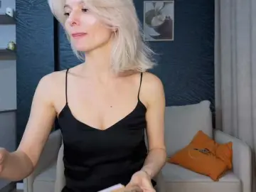 Bongacams Private Sex Chat of -Molly-