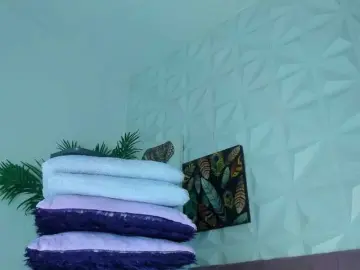 Bongacams Free Porn Cam of Hellen-Sky