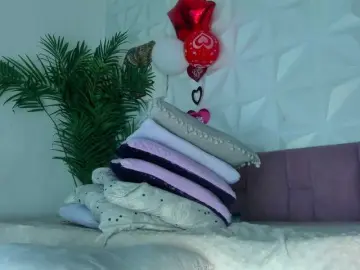 Bongacams Private Sex Chat of Hellen-Sky