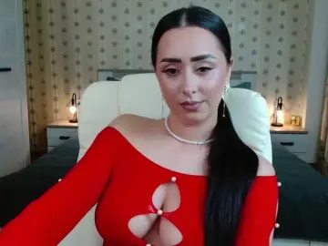 Bongacams Watch Live Sex Cams of Leslie-Secret