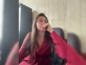 Bongacams Free Porn Cam of NikkySecrets