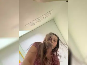 Bongacams Best live sex cam show of NikkySecrets