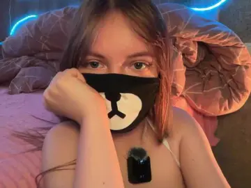 Bongacams Watch Live Sex Cams of -Summer-