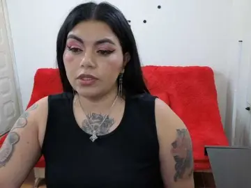Bongacams Free Porn Cam of karlagreen