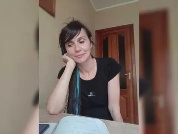 Bongacams Adult Webcam of Hellenalonenochka
