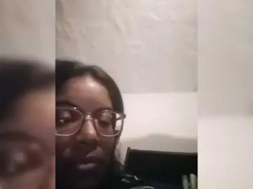 Pussyfucking milf cams