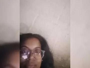Bongacams Sex Cam of IndianBeaut