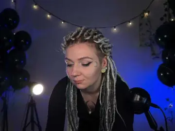 Bongacams Watch Live Sex Cams of bySOVA