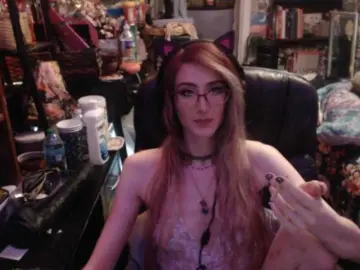 Bongacams Watch Live Sex Cams of pussyxpaladin