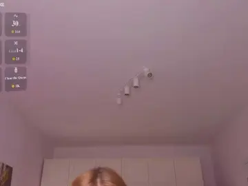 Full-private chat for 90+ tokens milf cams