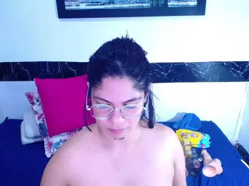 Bongacams Sex Cam of horny-cougar