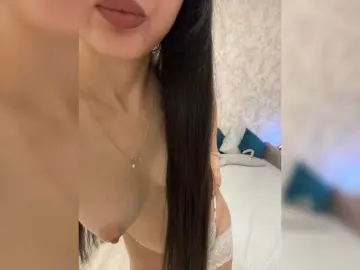 Cock sucking milf cams