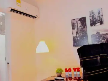 Bongacams Sex Cam of BrianaBrownn