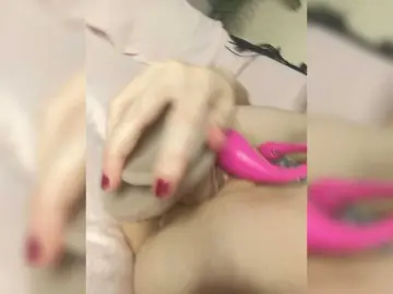 Deepthroat milf cams