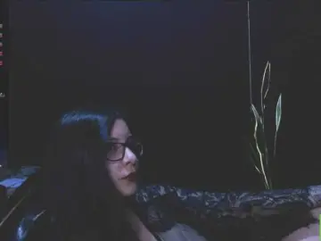 Bongacams Watch Live Sex Cams of LilithDark