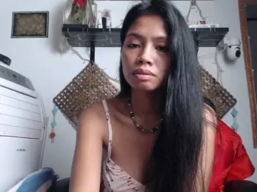Bongacams Nude Webcam of Junglewoman