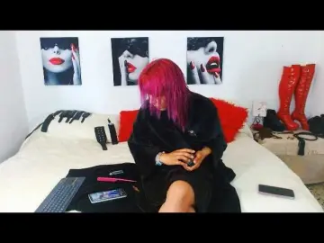 Bongacams Free Porn Cam of MilyGrey-08
