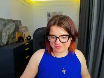 Big tits white milf cams