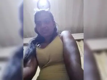 Bongacams Free Porn Cam of Royblackhot