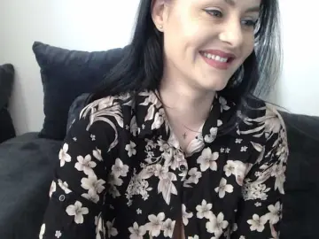 Bongacams Watch Live Sex Cams of Prettywomen