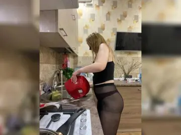 Bongacams Watch Live Sex Cams of Katti-Sweet