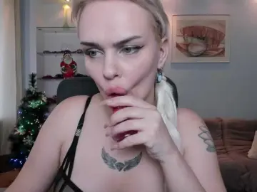 Bongacams Watch Live Sex Cams of KamillaJei