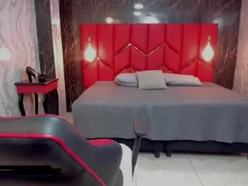 Bongacams Free Porn Cam of LatinaHoleQueen-1