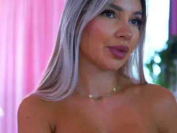Bongacams Watch Live Sex Cams of ArtTeasee