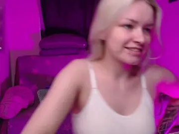 Bongacams Nude Webcam of CherryNight666