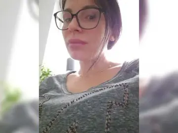 Bongacams Live Porn of SophieMary