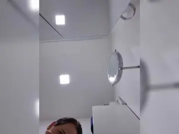 Bongacams Free Porn Cam of SophieMary