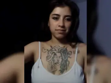 Bongacams Nude Webcam of adri-gomez1