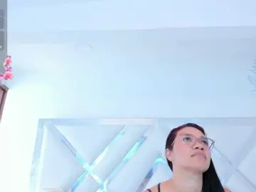 Bongacams Watch Live Sex Cams of emylybrown