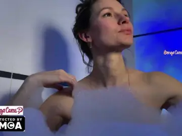 Bongacams Watch Live Sex Cams of Vvv-lifffe