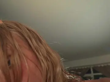 Bongacams Live Sex Cam of HEYBANANA