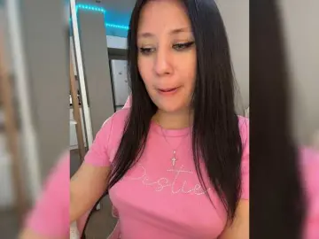 Bongacams Adult Video Chat of Peach--Alice