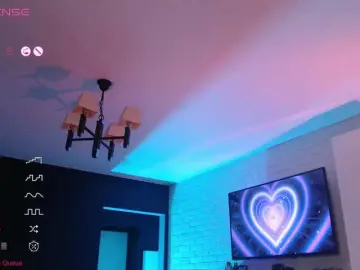 Housewife babe milf cams