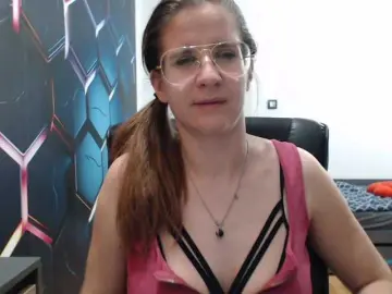Bongacams Watch Live Sex Cams of KayaCute