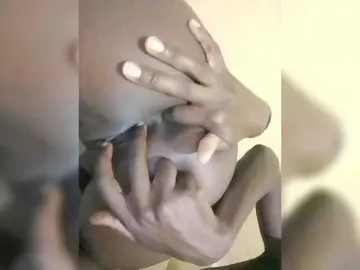 Bongacams Sex Chat of Thearo