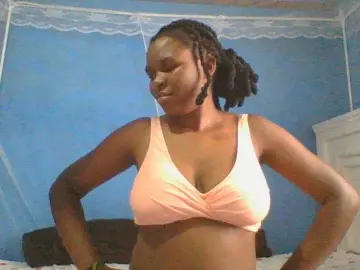 Bongacams Free Live Porn of Thearo