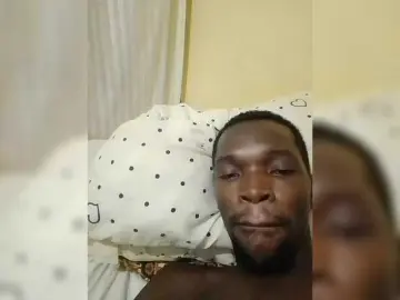 Bongacams Sex Cam of Thearo
