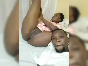 Bongacams Sex Cam of Thearo