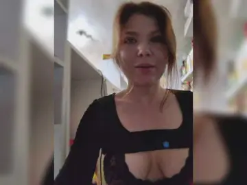 Bongacams Free Live Porn of MyLittlegi