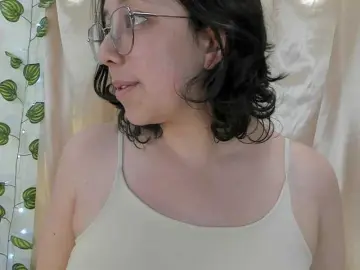 Bongacams Sex Cam of Milie-yue