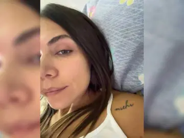 Bongacams Best live sex cam show of APRILHILL