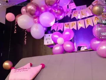 Bongacams Watch Live Sex Cams of APRILHILL